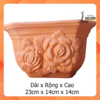 Chậu treo trồng cây gốm đất nung (terracotta) áp tường, vân hoa hồng, size NHỎ 23x14x13cm gốm sứ sân vườn Bình Dương