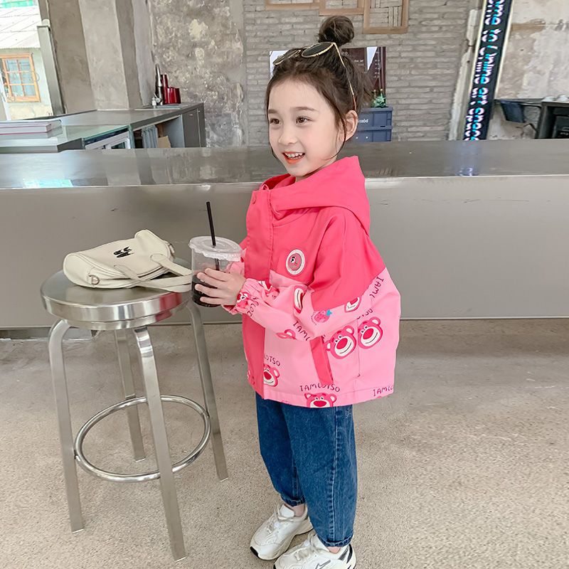 Áo Khoác Hình Gấu Và Dâu Tây Thời Trang Xuân Thu 2023 Cho Bé Gái