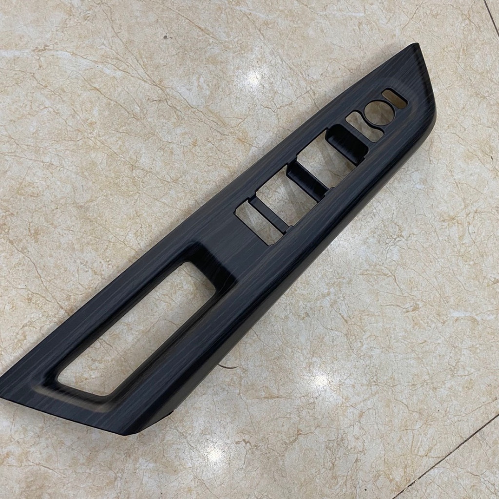 Ốp nội thất xe Toyota Wigo 2023 mẫu vân carbon đẹp, trang trí chống xước bậc cửa xe