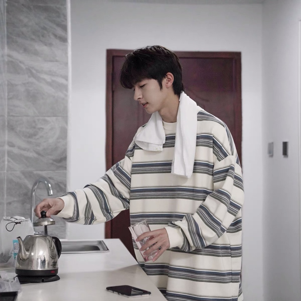 Áo nỉ sweater kẻ đen ngang unisex bo tay chun phong cách hàn quốc 2023 EA097 Meme