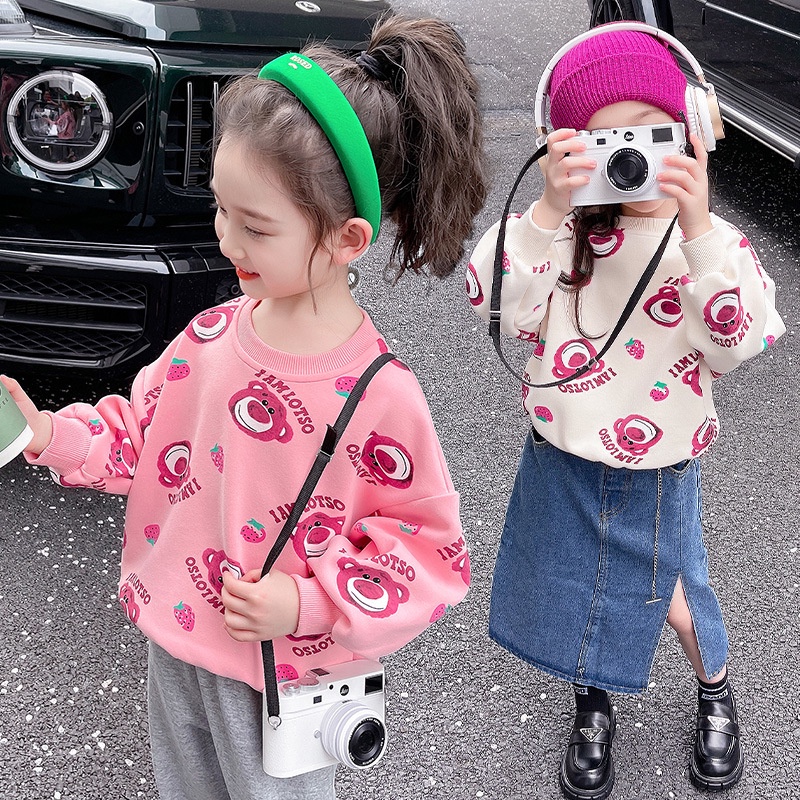 Mới Áo Sweater Tay Dài In Hình Gấu Và Dâu Tây Đáng Yêu Cho Bé Gái
