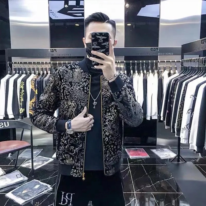 Áo Khoác Bóng Chày Bằng Nhung In Họa Tiết Vàng Kim Phong Cách Đường Phố Châu Âu Thời Trang Thu Đông Cho Nam