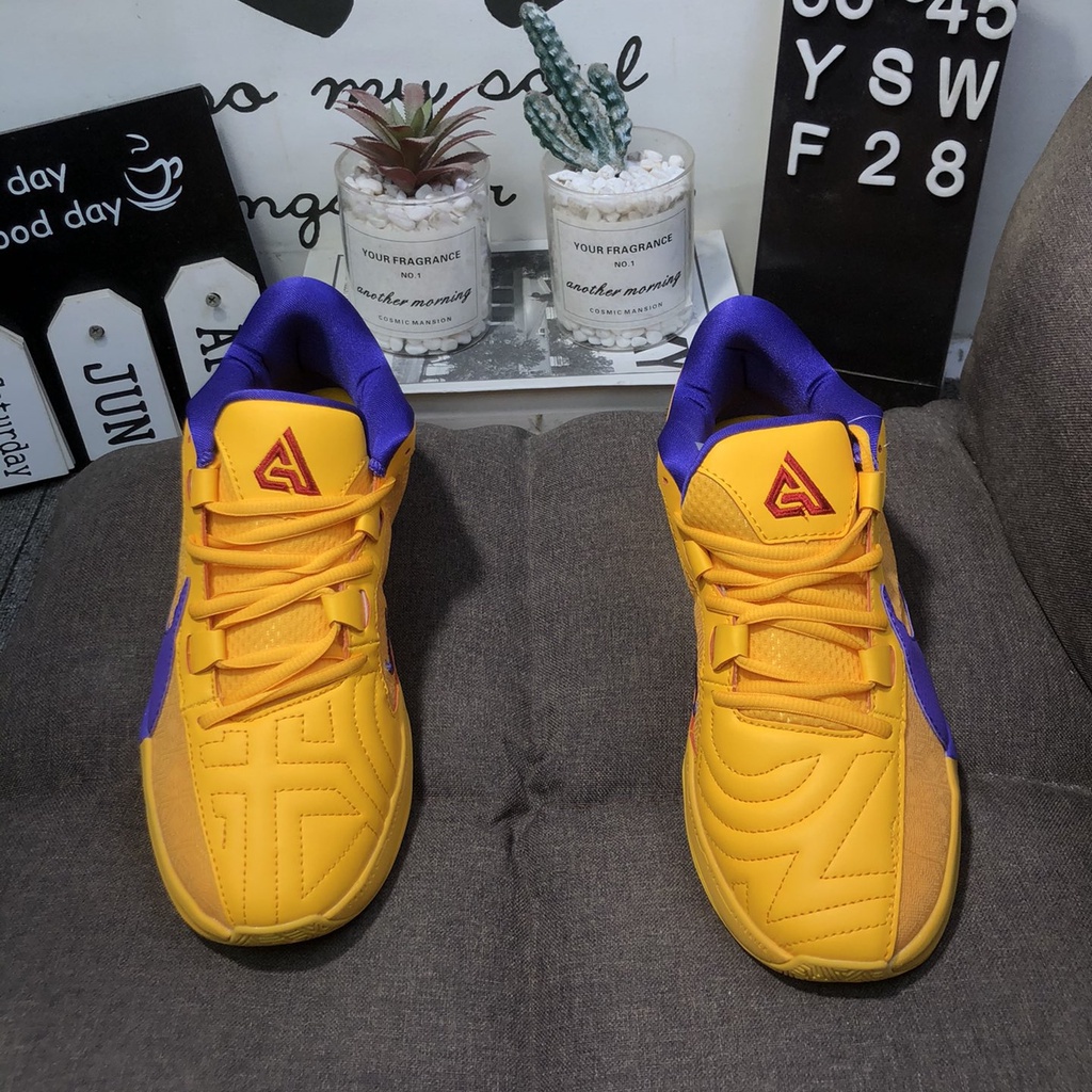 Giày Bóng Rổ nike zoom freak 5 Thời Trang Cá Tính Năng Động