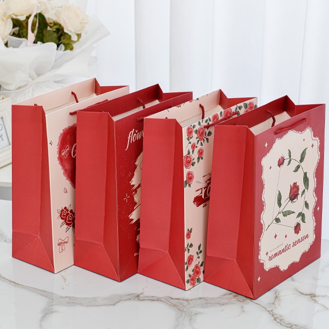 Túi Giấy Đựng Quà Tặng Valentine 14/2, Lễ Tình NhânTúi Quà Tặng Sinh Nhật Họa Tiết Hoa Hồng Đẹp Mắt