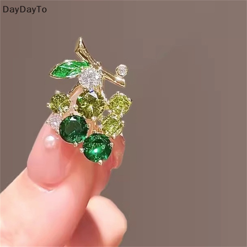 Daydayto Ghim Cài Áo Hình Chùm Nho Màu Tím Hình Thoi mini Đơn Giản Cho Nữ