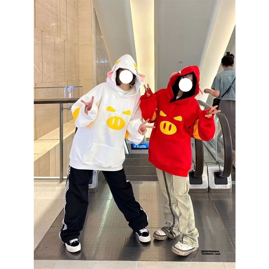 Áo sweater Chui Đầu Vải Nhung In Hình Chú Heo Dễ Thương Cho Cặp Đôi