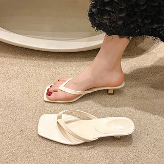 Mũi vuông Flip-Flops Stiletto Flip-Flops