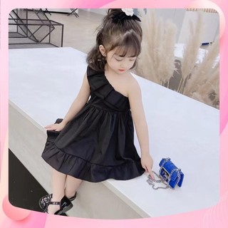 Xả Váy đầm đen lệch vai cho bé gái