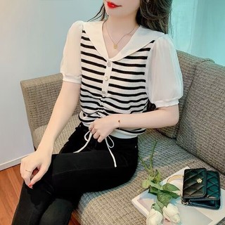 Áo thun nữ sọc trẻ trung