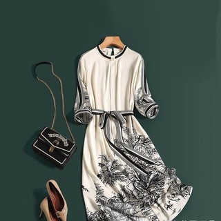 Váy in họa tiết cổ tròn dài tay cổ tròn cổ điển dành cho nữ