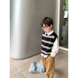 Áo gile len kẻ đen trắng