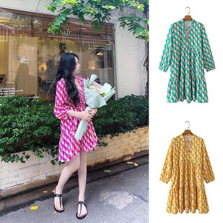 ZA Mùa Xuân Phong Cách Mới Không Định Vị In Hình Váy Ngắn Cổ Chữ V Lớp Trang Trí Ngọt Ngào2183048