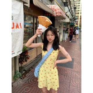 Bm Mùa Xuân Pháp Mùa Hè Phong Cách Mới Đầm Ngôi Sao Cùng Phong Cách Màu Vàng Hoa Không Tay Cổ Chữ V Cổ Hẹp Phối Ren Chữ a Váy Hợp Thời Trang