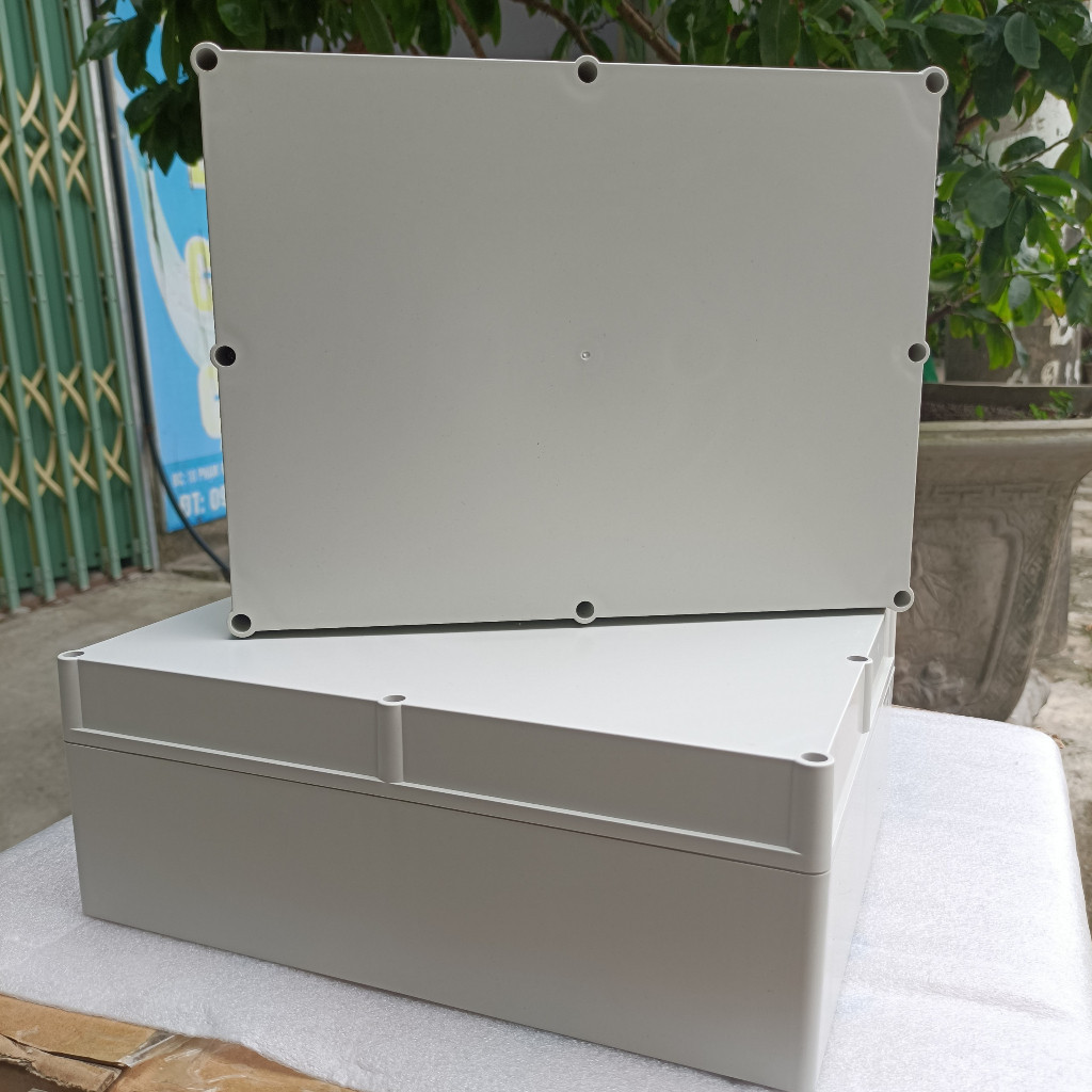Hộp Nhựa ABS 300x230x110mm (Chống Nước IP65) lắp được 8 cell pin 46160 (tối đa 10 cell)