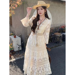 Váy Dài Viền Mỏng Hơn Nhìn Phong Cách Kỳ Nghỉ Với Siêu Cổ Tích Bohemian Ren Mai Eo Cao Phong Cách Kỳ Nghỉ 2024 Phong Cách Mới