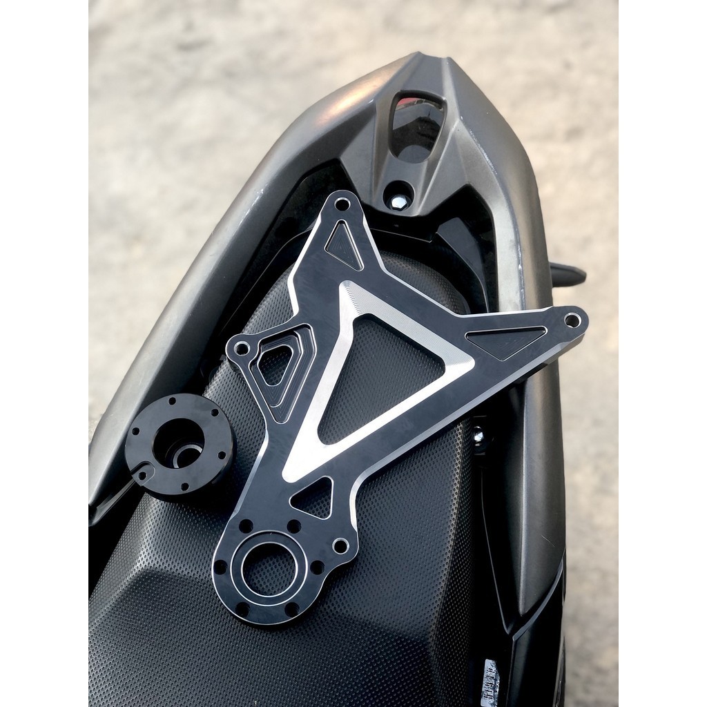 GẮP SAU VARIO KHÔNG ĐĨA_Găp CNC nguyên khối kèm đầy đủ phụ kiện cục canh, bạc đạn_Gắp CNC 2line mua 