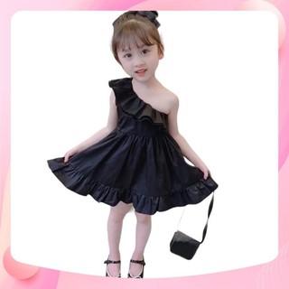 Xả Váy đầm đen lệch vai cho bé gái