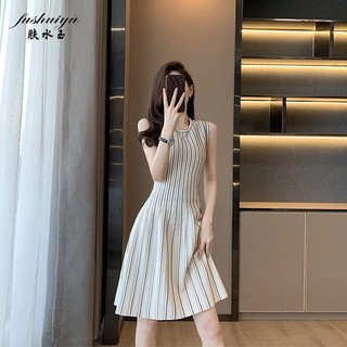 Fushuiyu Váy dệt kim cổ tròn sang trọng mùa hè với váy chữ A sọc dọc, phong cách mỏng bằng lụa băng, eo bó sát cho nữ