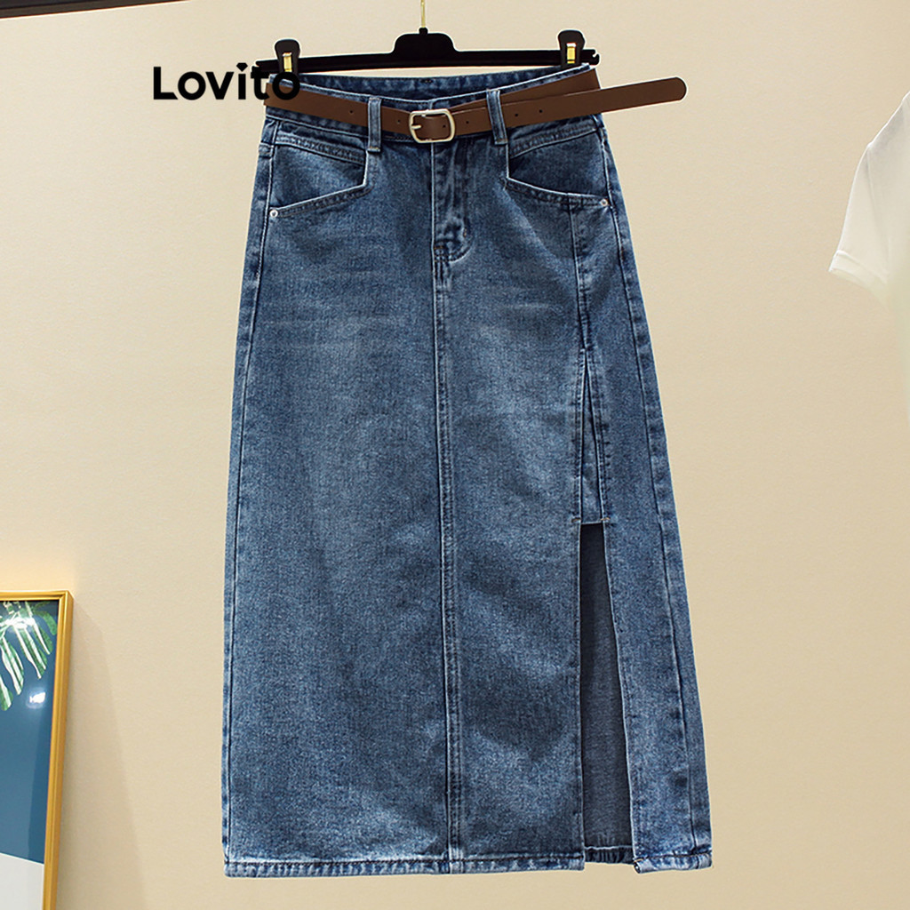 Chân váy Lovito denim phối thắt lưng xẻ tà trước màu trơn thường ngày cho nữ LNA26239