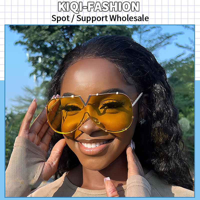 (KIQI-FASHION) COD Nhập Khẩu Châu Âu Và Mỹ Nữ Khung Kim Loại Aviator Kính Mát Thời Trang Phương Tây Punk Quá Khổ Khung Một Mảnh UV400 Kính Mát Dành Cho Nam Và Nữ