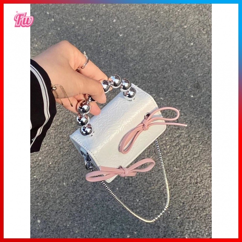 Túi Đựng Tai Nghe Dây Xích Mini Đính Nơ Màu Đen / Hồng Xinh Xắn