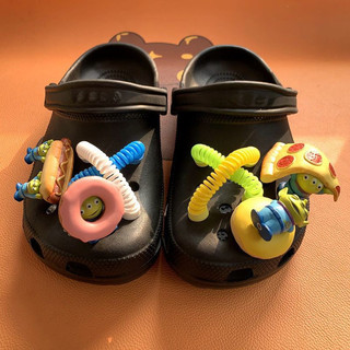 Bộ 8 Miếng sticker dép crocs( KHÔNG KÈM DÉP )Jibbitz, charm gắn sục/set sticker shoe charms，Giày Lỗ Giày Trang Trí Hoa Donut Series, Đồ Trang Trí Giày Lỗ DIY, Đồ Trang Trí Giày Sáng Tạo Zhibixing, Phụ Kiện Crocs, Crocs Buckle jibbitz