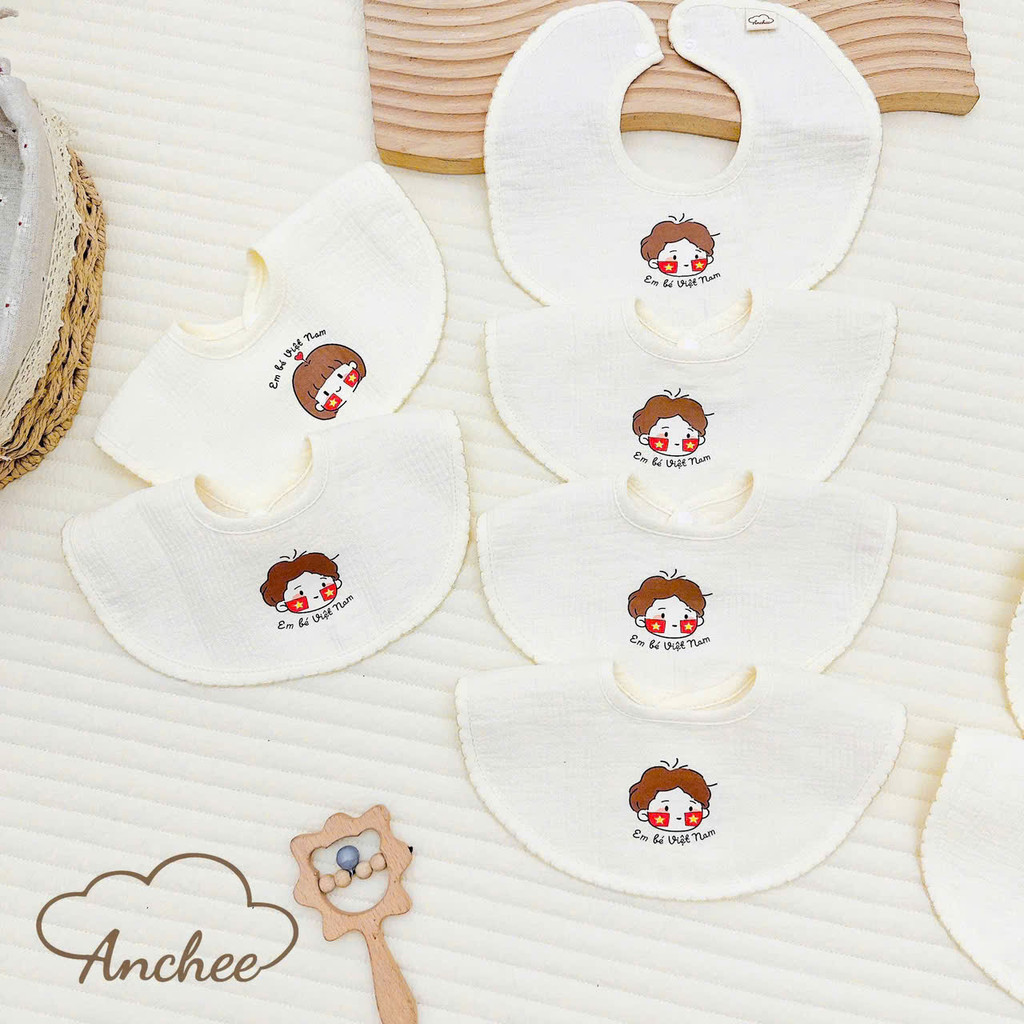 Yếm tròn xô muslin bé trai bé gái sơ sinh Anchee in hình em bé Việt Nam chất muslin mềm mịn thấm hút