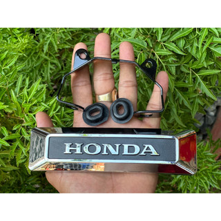 Logo honda gắn chảng ba phuộc xe 67, 68, cd, cl....