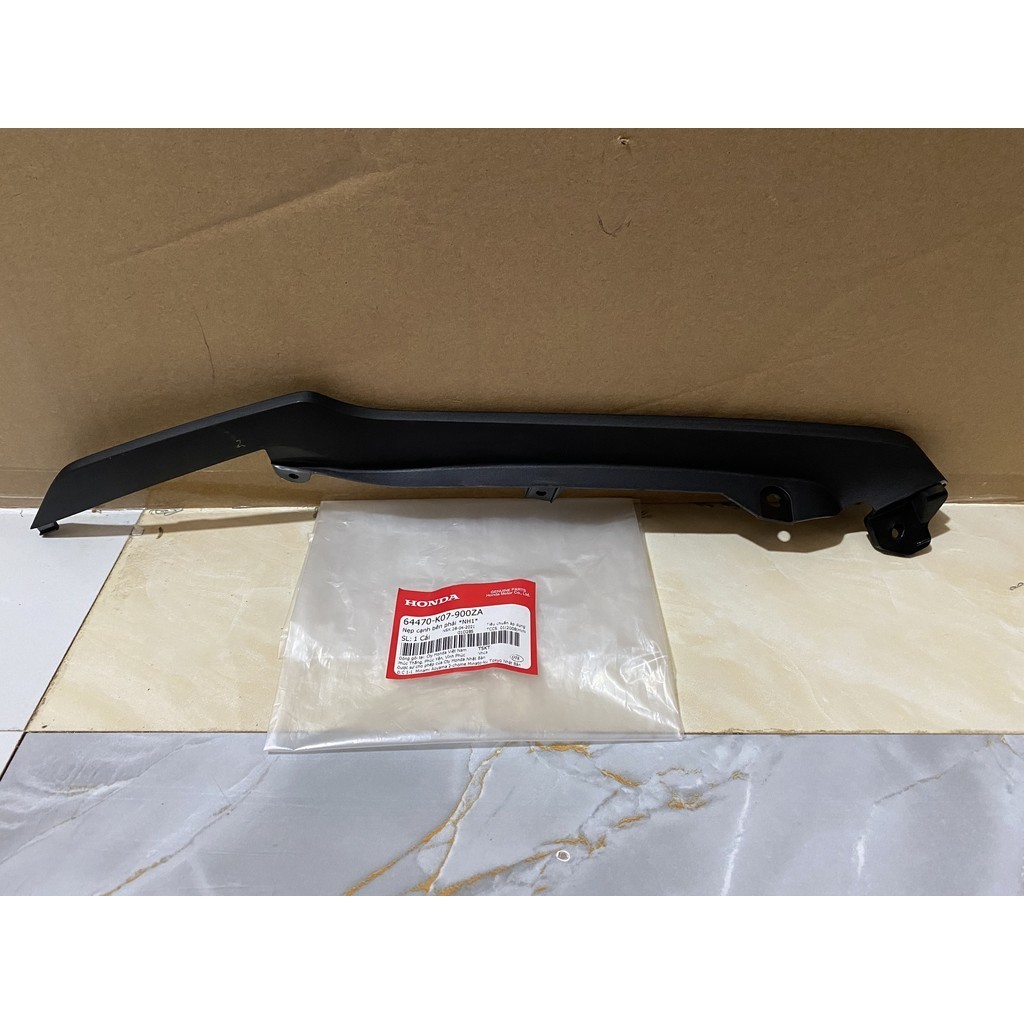 Nẹp cạnh bên phải *NH1* wave rsx  110 2012-2013 ( 64470K07900ZA)