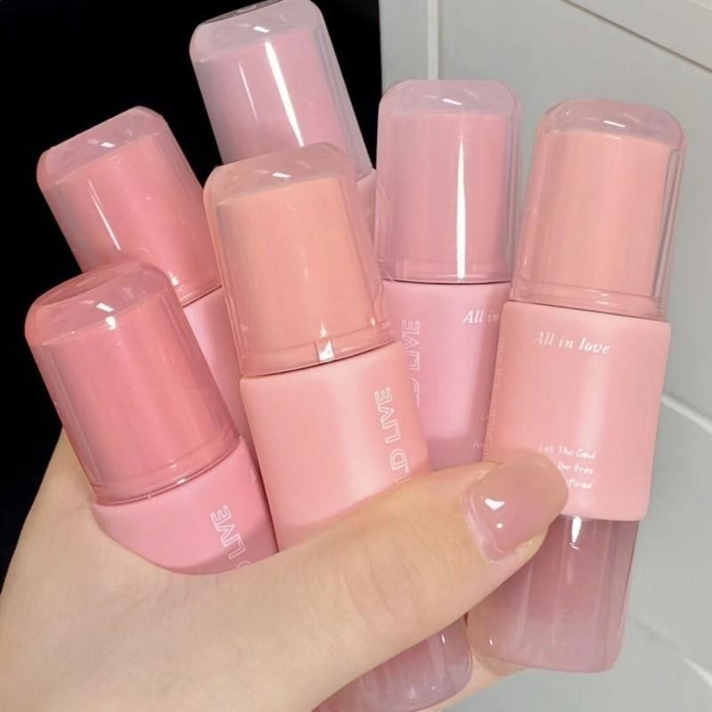 Son kem lì Hold Live All In Love