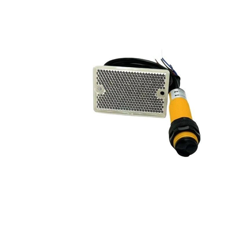 Công tắc quang điện phản chiếu phản hồi E3F-R2C1 / E3F-R2NK / R2N2 / R2PK / E3F-R2N3 với bảng phản q