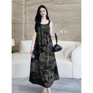 Dây đeo vai rộng một dòng Váy hoa cổ váy đi biển Váy hoa phong cách Pháp sang trọng Ôm hơn Nhìn đi lại Váy treo phong cách Trung Quốc Dây đeo vai rộng một đường viền cổ áo váy hoa, váy hoa đi biển, dây đeo s3.6