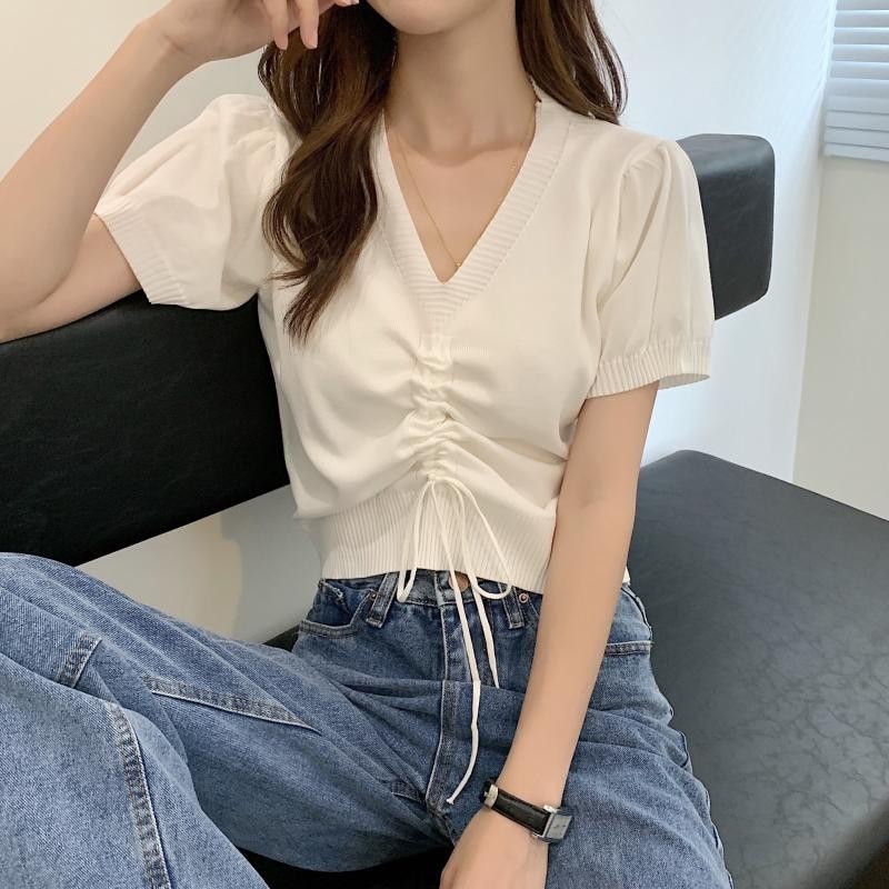 áo thun nữ form rộng kiểu bigsize tay ngắn croptop trung niên ôm trắng big size đẹp có cổ dáng hàn quốc Tay phồng Ngắn Đan Tay Ngắn Ôm Đầm Mùa Hè 2023 Phong Cách Mới Thiết Kế Niche Dây Rút Cổ Chữ V Top Áo Thun