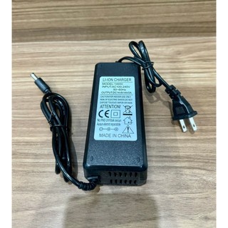Sạc pin sắt lifepo4 4s 14.6v 5a có quạt tản nhiệt và đèn báo đầy pin