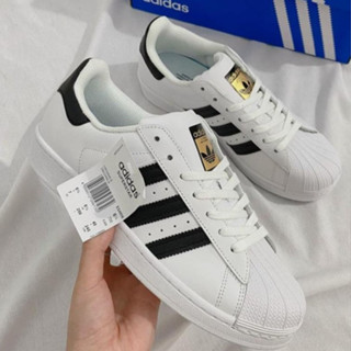 Giày_Adidas Superstar Màu Trắng 3 Sọc Đen Tem Vàng, Giày thể thao nam nữ Adidas mũi sò trắng sọc đen bản S.Cấp 