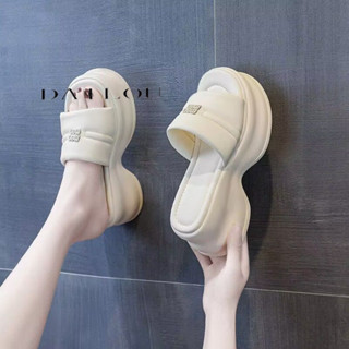 DAILOU Dép sandal nữ dép quai hậu nữ Đế Dày 2023 NEW thoải mái mềm mại dép đế cao Đẹp Phù hợp Linh hoạt Cổ điển B28G15N 8Z240222