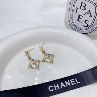 Thời trang lv louis vuitton bông tai thép titan chữ logo tai vòng bông tai trang sức nữ