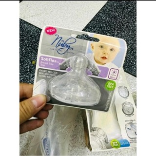 Núm bình sữa Nuby cổ rộng cho bé