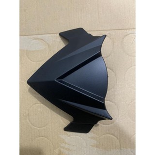 Chắn gió xe winner v1 màu đen nhám