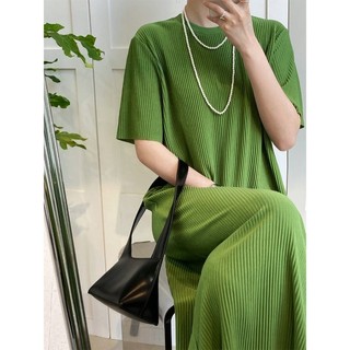 Váy thun tay ngắn xếp ly dáng rộng cỡ lớn dài vừa quá đầu gối cho nữ