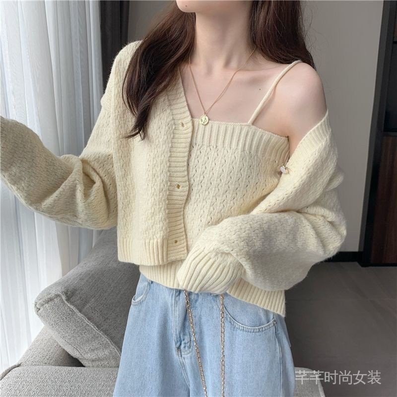 2022 Phong Cách Mới Hot Girl Ngắn Dệt Kim Cardigan Phong Cách Nhẹ Nhàng Áo Khoác Nữ Xuân Thu Retro Hồng Kông Hương Áo Len Bộ Hai Mảnh TSK5