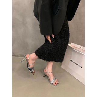 Giày cao gót mũi vuông có sequin