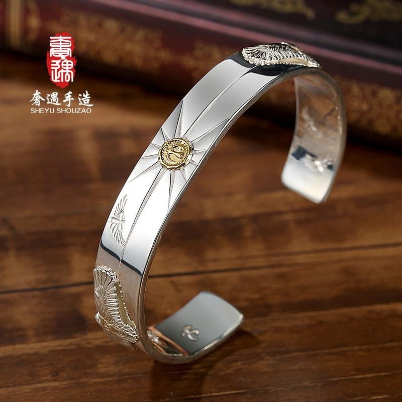 Phiên bản cao nhất Takashi Hashimoto GOROS Thiết kế tia hoa cúc với vòng tay Eagle Elements, Chất li