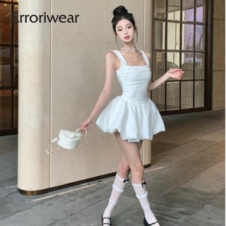 Erroriwear Nữ Mini Đầm Màu Vuông Cổ Nách Eo Không Tay Slim Fit Cami