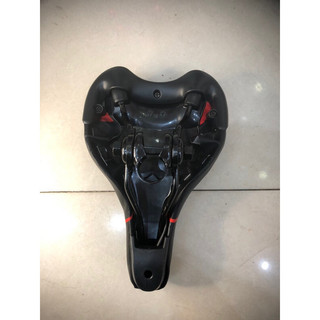 yên xe đạp trẻ em                                                      .
