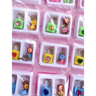 vỉ 20 bộ ổ khóa tẩy mini
