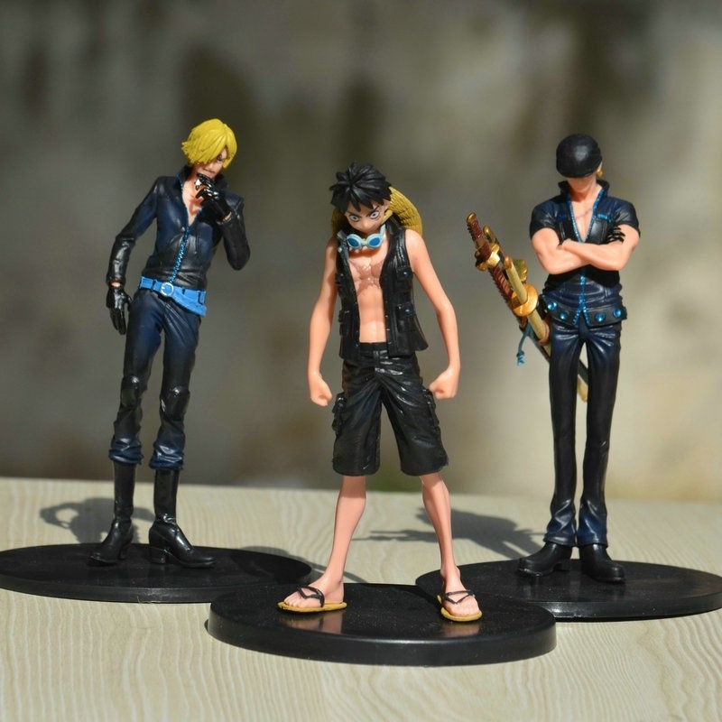 One Piece One Piece Black Cinema Thành Phố Vàng Luffy Trang Trí Zoro Chopper Anime Hình