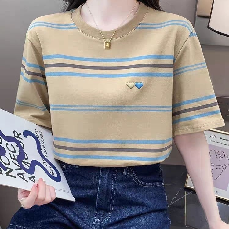Áo thun ngắn tay sọc nữ 2024 Phong cách mới Phong cách Hồng Kông Retro sang trọng Top Mùa hè Nữ dáng rộng Quần áo giảm tuổi mùa hè