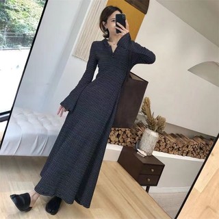 iMaodou Đầu Xuân Thu Phong Cách Nhẹ Nhàng Slim-fit Có Mũ Trùm Đầu Đầm Ren Nữ Dài Tay Ôm Hơn Nhìn Ôm-