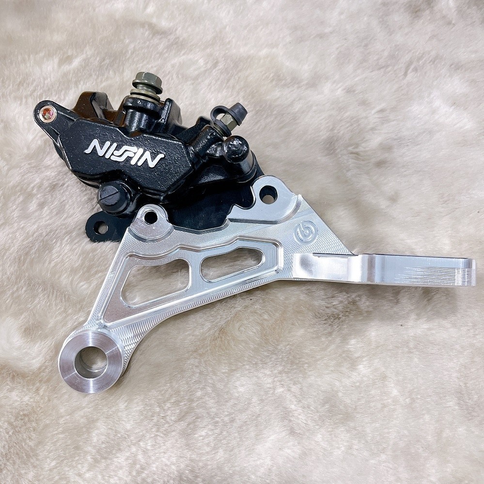 [ COMBO Heo NISSIN thái Kèm Pát CNC gắn sau EX150/155 đĩa 220mm ]_Heo NISSIN Màu đen, Pát nhôm 7075
